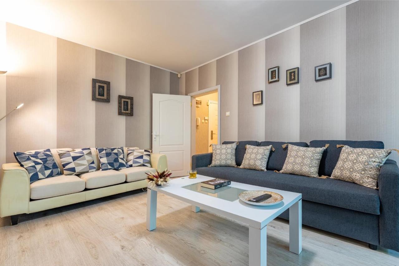Appartement Large Terrace + Quiet Apt *